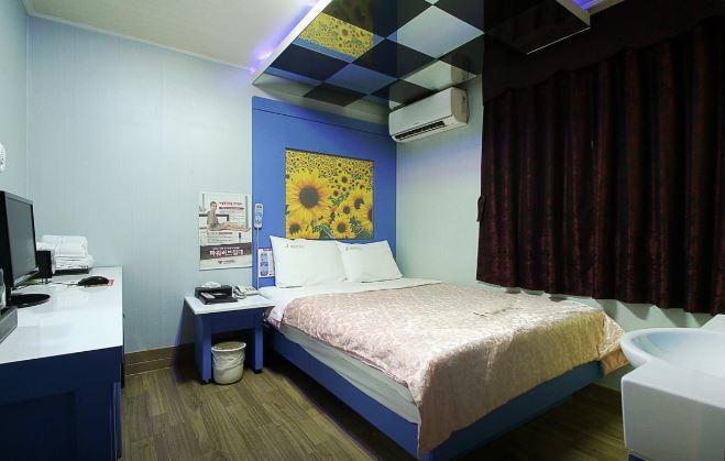 Real Boutique Hotel Seoul Exterior photo